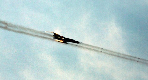 Máy bay chiến đấu MiG-21S phóng tên lửa tấn công đối đất.